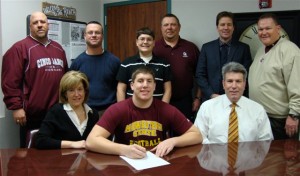 football state cinco midwestern ranch player signs university texas katy zach